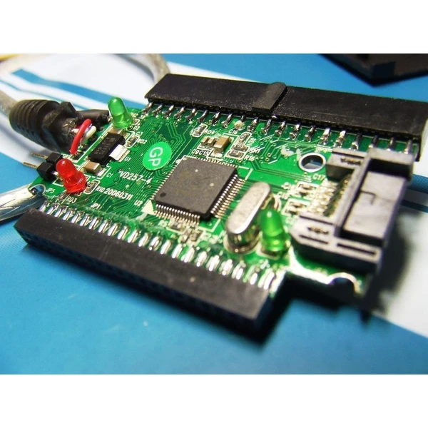 PremiumCord konvertor USB 2.0 - IDE + SATA - Externí boxy - Obrázek CUTU000501