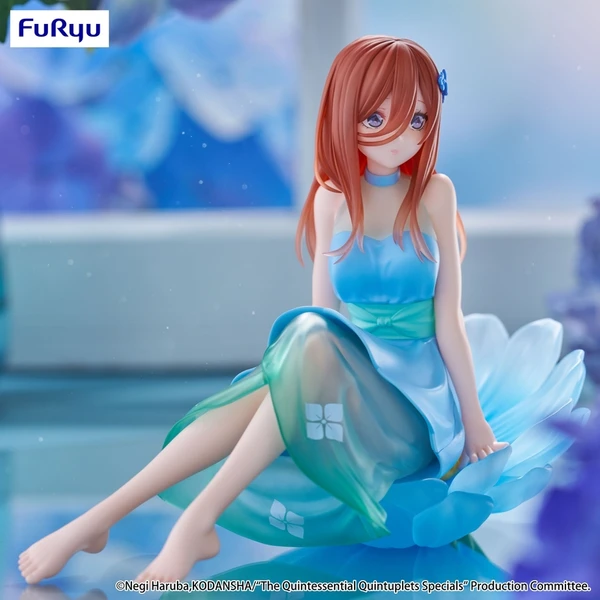 Figurka Furyu The Quintessential Quintuplets Specials Bloo-me! - Nakano Miku 11 cm   - Figurky - Obrázek D9RJ000K01