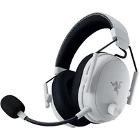 Razer BlackShark V3 Pro bílé - Sluchátka