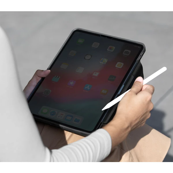 UNIQ Ryze 360 pouzdro se stojánkem iPad Pro 11" (2025) černé - Pouzdra - Obrázek EAD5000O01