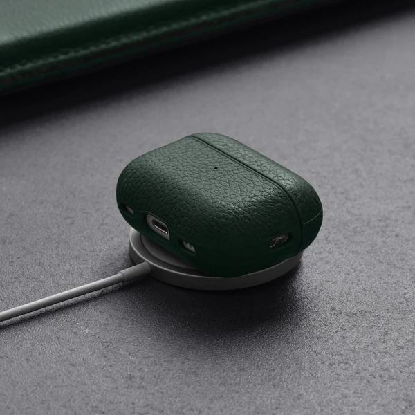 Woolnut Leather kožené pouzdro pro AirPods Pro 2. generace tmavě zelené - Pouzdra - Obrázek F7KR100501