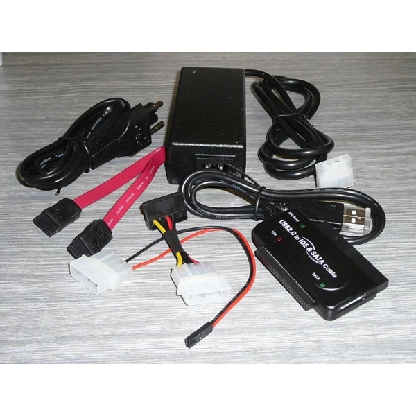 PremiumCord konvertor USB 2.0 - IDE + SATA - Externí boxy - Obrázek FUTU000501