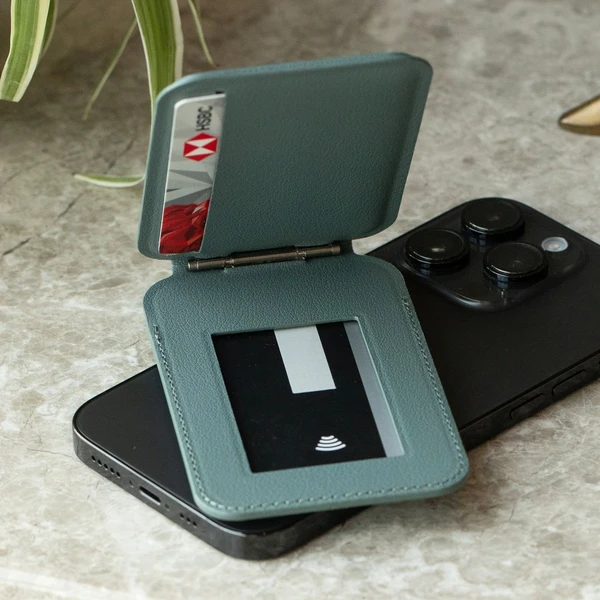 Native Union Active Wallet Stand MagSafe peněženka zelená - Peněženky - Obrázek G31A000P01