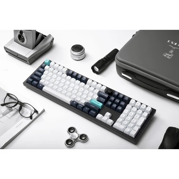 Keychron Q6 Max herní klávesnice (US) (Gateron Jupiter Red switch) černá - Klávesnice - Obrázek G88F000J01