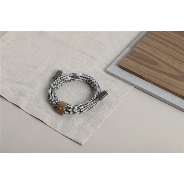Native Union Belt Cable Pro USB-C/USB-C napájecí kabel 240W 2,4m, zebra - Kabely a redukce - Obrázek J1Y1000701