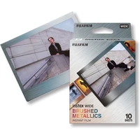 Fujifilm Instax Wide Brushed Metal film (10 ks) - Filmy pro instantní fotoaparáty