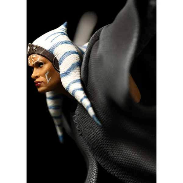 Soška Iron Studios Deluxe Art Scale 1/10 SW: Ahsoka series - Ahsoka Tano 29 cm - Sochy a sošky - Obrázek J9Z9000K01