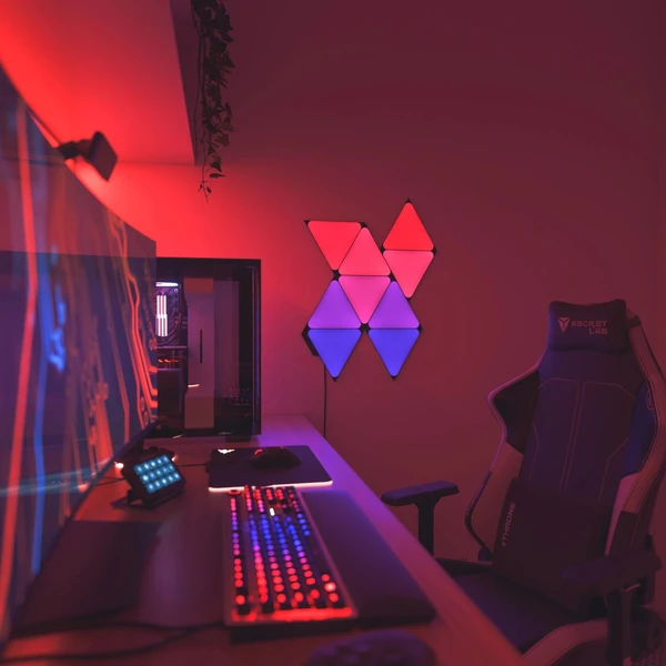 Nanoleaf Shapes Black Triangles Starter Kit chytré trojúhelníkové osvětlení, 9 kusů - Chytrá osvětlení - Obrázek JLN0000N01