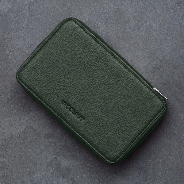 Woolnut kožený Tech Organizér tmavě zelený - Organizéry - Obrázek K1Q4000701