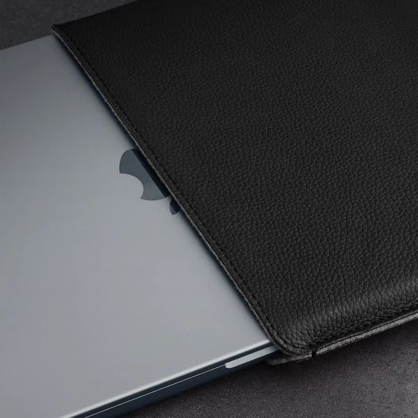 Woolnut kožené Sleeve pouzdro pro 16" MacBook Pro černé - Pouzdra - Obrázek K6SR100501