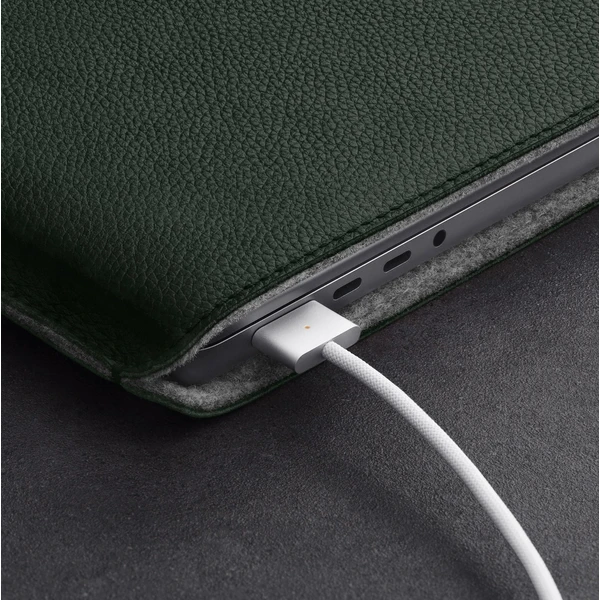 Woolnut kožené Sleeve pouzdro pro 16" MacBook Pro tmavě zelené - Pouzdra - Obrázek L7SR100501