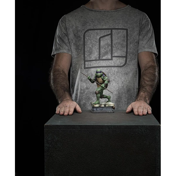 Soška Iron Studios Art Scale 1/10 TMNT - Donatello 18 cm - Sochy a sošky - Obrázek M00R000K01