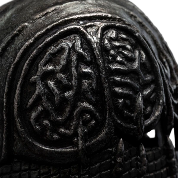 Replika Weta Workshop 1:4 The Hobbit - Helm of the Ringwraith of Rhun - Repliky - Obrázek M34E000J01