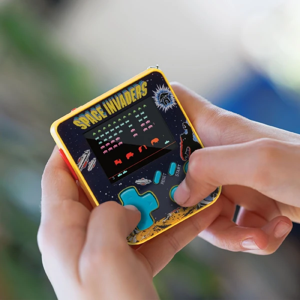 Evercade Super Micro Space Invaders Keychain Gamer - Retro konzole - Obrázek M95K000K01