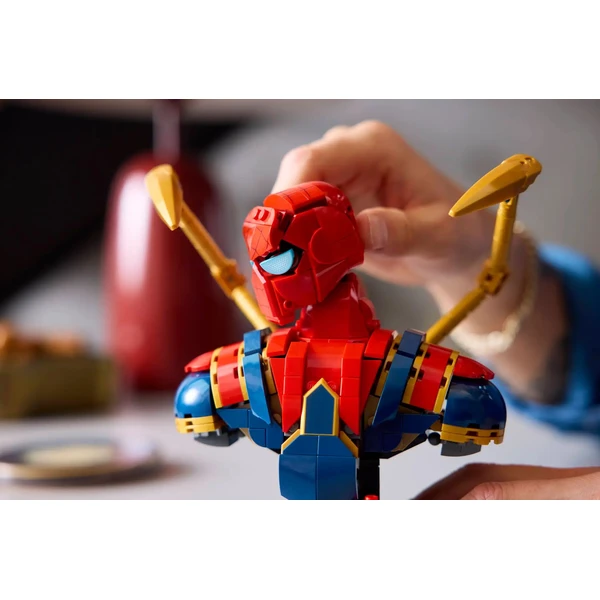 LEGO Marvel 76326 Busta Iron Spider-Mana - LEGO - Obrázek MUAJ000K01
