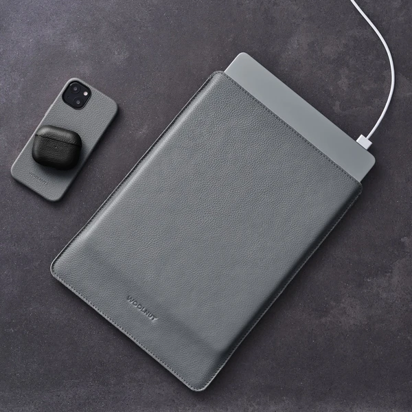 Woolnut kožené Sleeve pouzdro pro 14" MacBook Pro šedé - Pouzdra - Obrázek O5SR100501