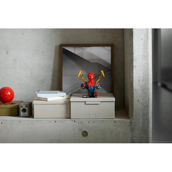 LEGO Marvel 76326 Busta Iron Spider-Mana - LEGO - Obrázek OUAJ000K01