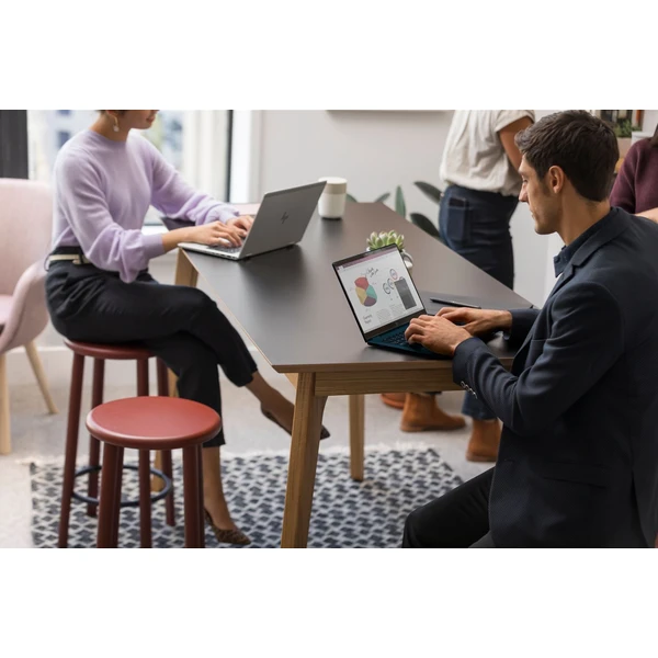 HP Elite x360 1040 G10 (818F3EA#BCM) - Notebooky - Obrázek P8G7000701