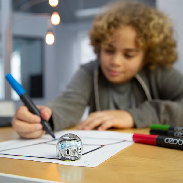 Ozobot Bit+ školní sada Lite, 12 ks - Chytré hračky - Obrázek Q00P100501