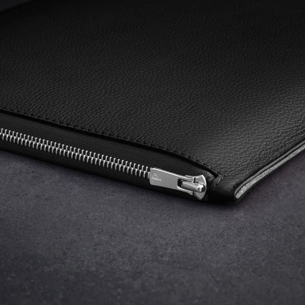 Woolnut Leather Folio kožené pouzdro pro MacBook Air 13"/MacBook Pro 14"/MacBook Pro 13" černé - Pouzdra - Obrázek QBG7000601