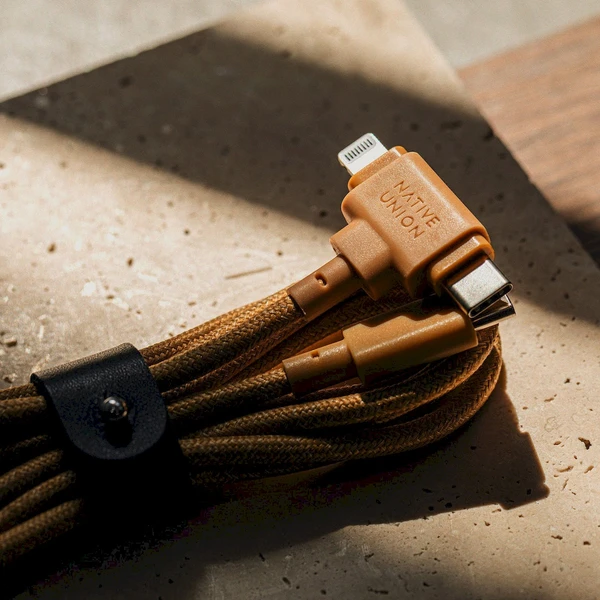 Native Union Belt Universal Cable (USB-C – Lighting/USB-C) 1,5 m, kraft - Kabely a redukce - Obrázek QR37000L01