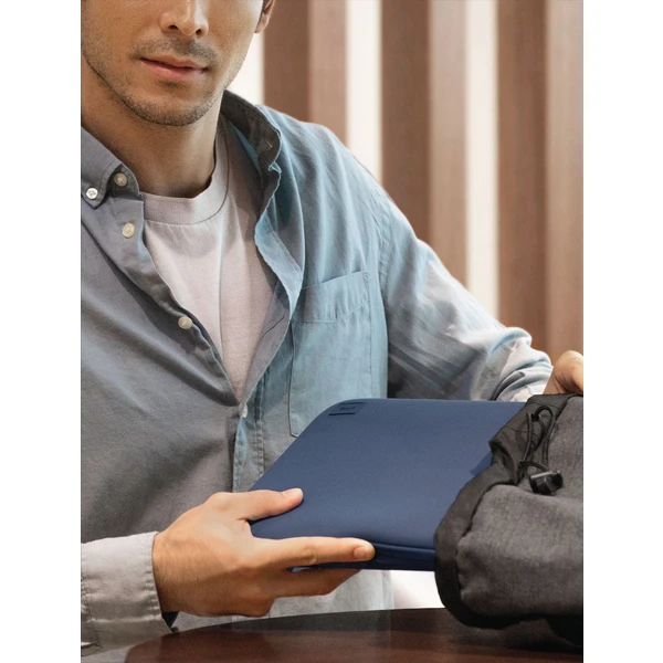 UNIQ Cyprus voděodolné pouzdro pro notebook do 14” modré - Pouzdra - Obrázek R13WF00101