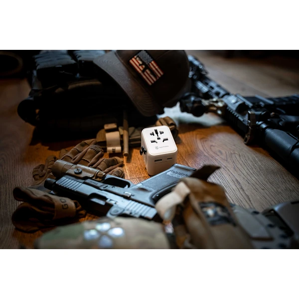 Tactical PTP cestovní adaptér bílý - Nabíječky - Obrázek T1T4G00101
