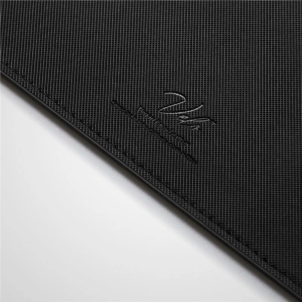 Spigen DeskPad LD302 podložka hnědá - Podložky - Obrázek UCC5000L01