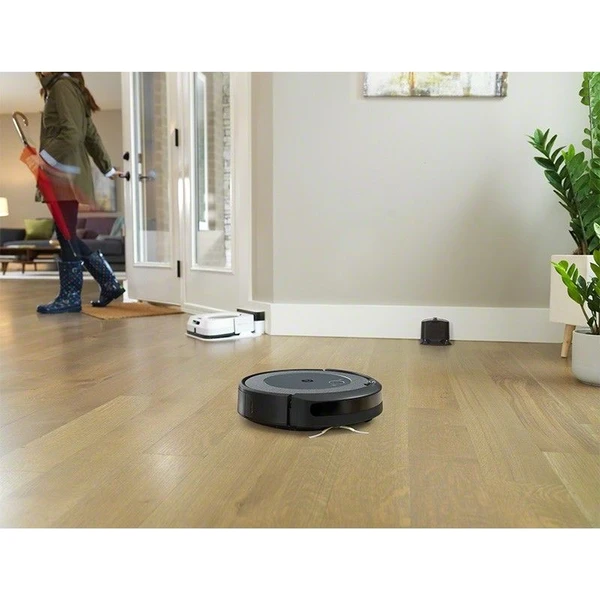iRobot Roomba i3 (3158) - Robotické vysavače - Obrázek ULF5300401