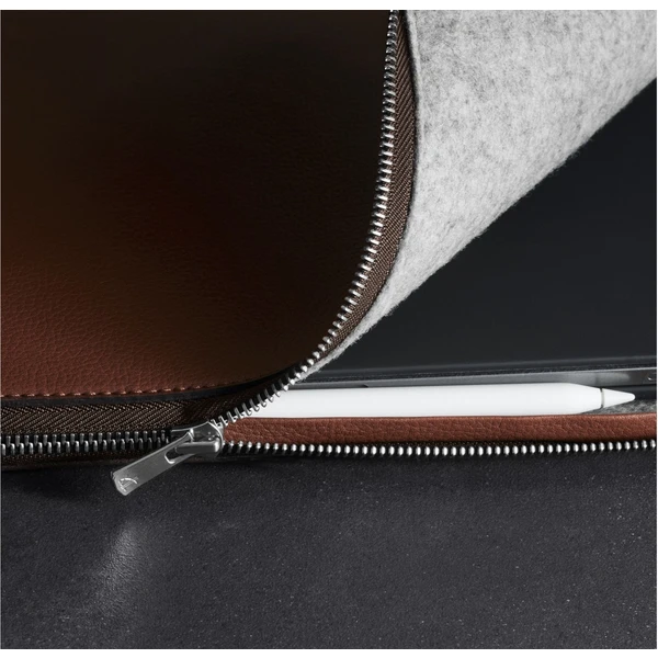 Woolnut Leather Folio kožené pouzdro iPad Pro 12,9"/iPad Pro 13"/iPad Air 13" hnědé - Pouzdra - Obrázek V9LR100501