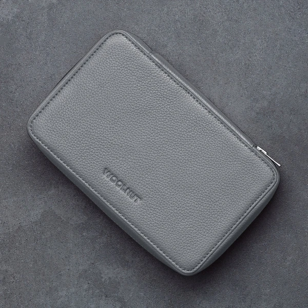 Woolnut kožený Tech Organizér šedý - Organizéry - Obrázek W0Q4000701