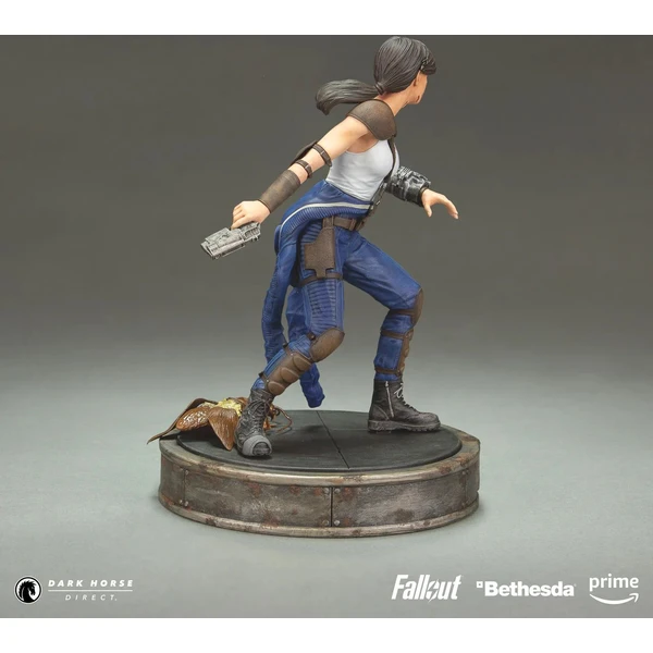 Soška Dark Horse Fallout (Amazon) - Lucy - Sochy a sošky - Obrázek X0K3000P01