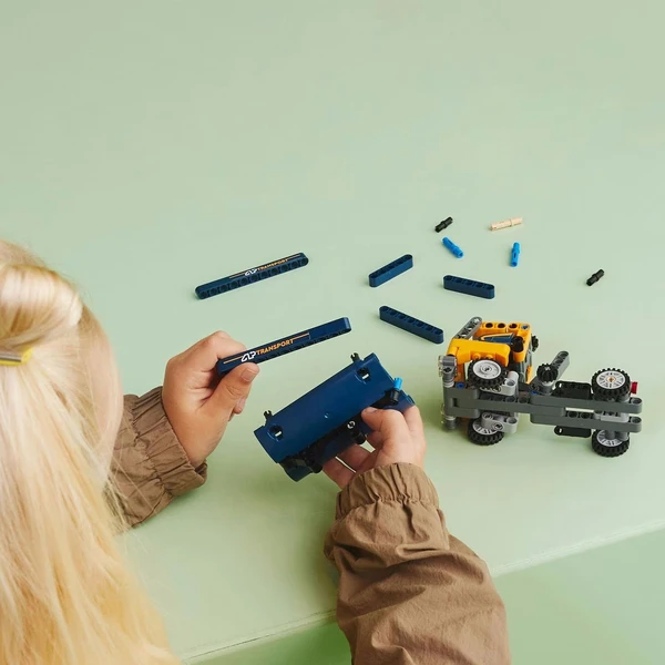 LEGO® Technic 42147 Náklaďák se sklápěčkou - LEGO - Obrázek Y2O4000J01
