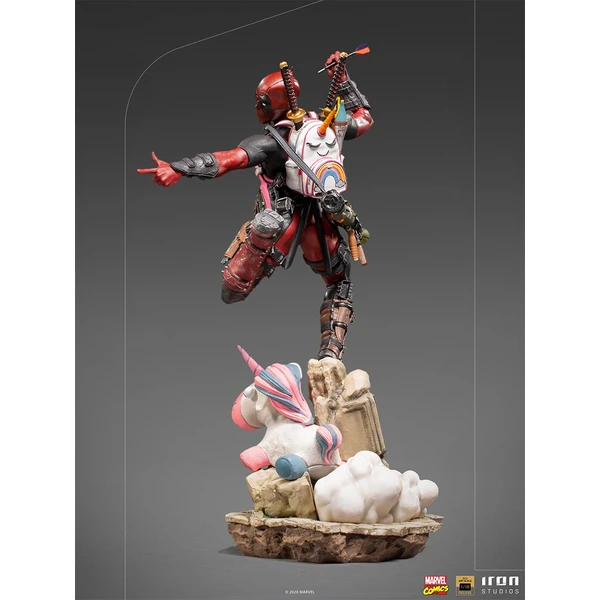 Soška Iron Studios - Deadpool Deluxe BDS Art Scale 1/10 - Marvel Comics - Sochy a sošky - Obrázek Y8PJ100201