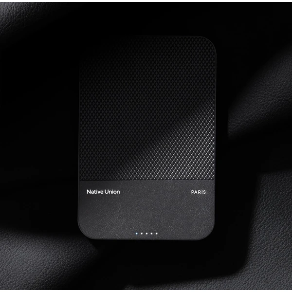 Native Union (Re)Classic MagSafe/Qi2 PowerBank 5000mAh černá - Powerbanky - Obrázek Y9IL000K01