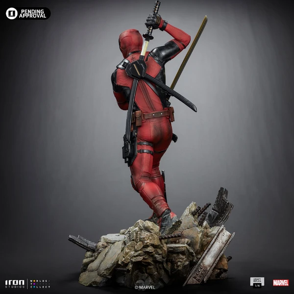 Socha Iron Studios Legacy Replica 1/4 Deadpool & Wolverine - Deadpool - Sochy a sošky - Obrázek Z8M7000J01