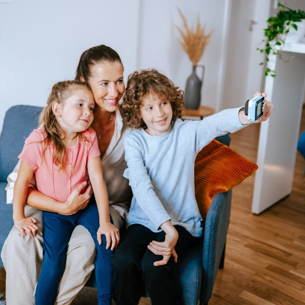LAMAX PixelKid1 dětský fotoaparát modrý - Fotoaparáty - Obrázek b4c9e3833add4c67b9e3c179fb0a292f