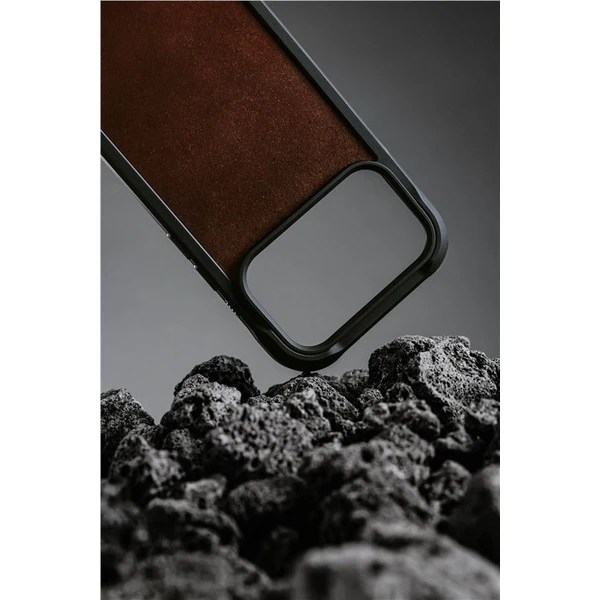 Nomad Rugged Leather Case (Horween) MagSafe kožený kryt iPhone 17 Pro Rustic Brown - Pouzdra - Obrázek b8df5d791d034fee9a8799cdedf3f9cc