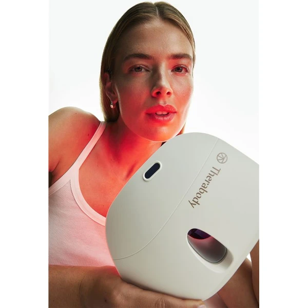 Therabody TheraFace Mask Glo LED pleťová maska - Čističe pleti - Obrázek c7af392034174316a8288f9736d85be7
