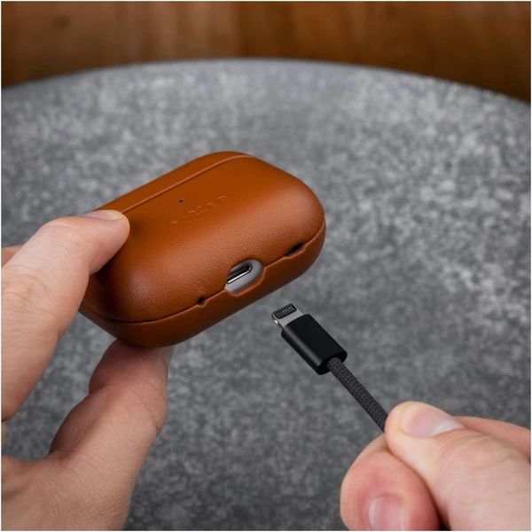 FIXED PodsLeather kožené pouzdro s MagSafe pro Apple AirPods Pro 2 hnědé - Pouzdra - Obrázek d9394f22bb9b45219b5c496d6cb631f0