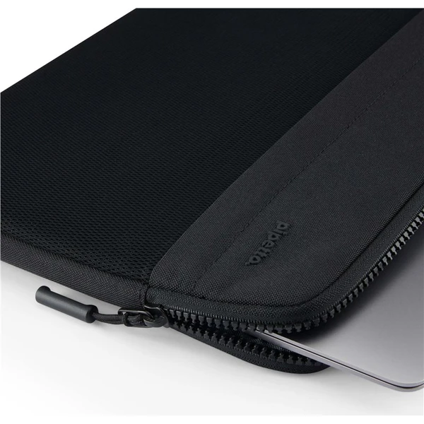 Pipetto Expand Sleeve pouzdro MacBook Pro 14"/MacBook Air 13.6" černé - Pouzdra - Obrázek d9fa784e12164544a693a9e2fdaa3aa0