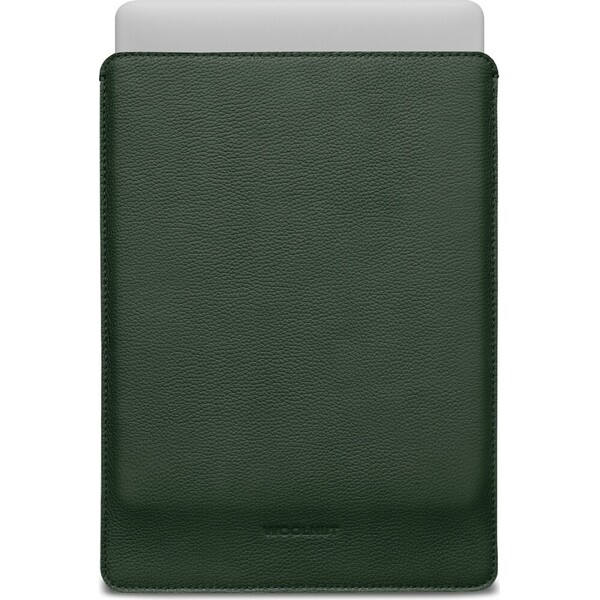 Woolnut Leather Sleeve kožené pouzdro MacBook Neo tmavě zelené