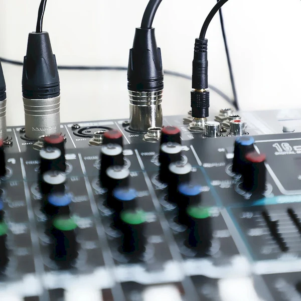 Maono XLR/XLR propojovací kabel 1,8m černý - Kabely a redukce - Obrázek d_1df17ccdc47a476dacceff2c031b5384