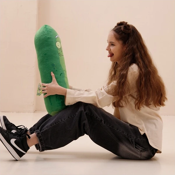 Plyšový polštář FS Holding Rick nad Morty - Pickle Rick 60 cm - Plyšové hračky - Obrázek d_2b670a7343f147678754804b7da431e4