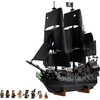 LEGO Icons 10365 Pirátská loď kapitána Jacka Sparrowa - LEGO