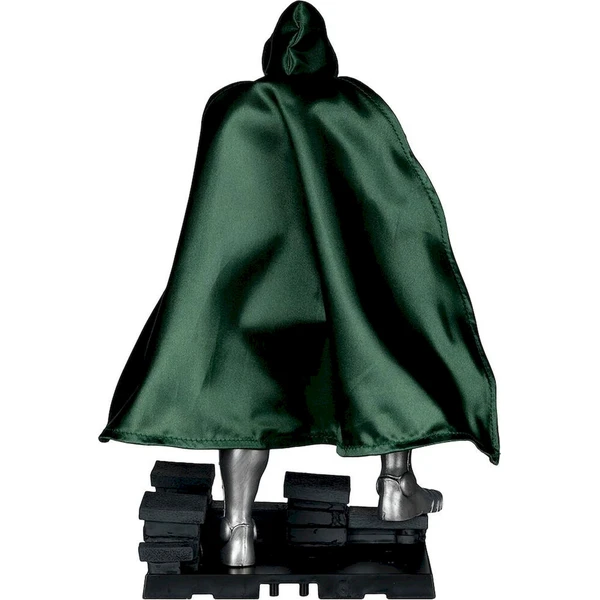 Figurka McFarlane Toys - Doctor Doom 28cm - Figurky - Obrázek d_2f2961bbb08a4eae9866cb54fddbb256