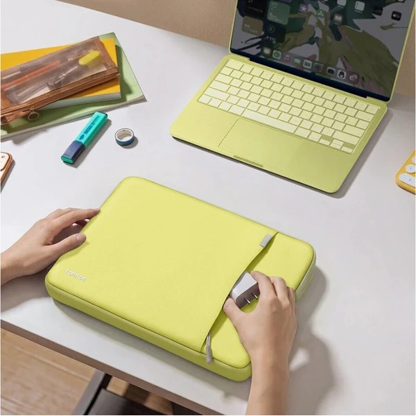 tomtoc Defender A13 sleeve pouzdro 13" MacBook Neo žluté - Pouzdra - Obrázek d_313b98498cda4b5eaf77ea62ae7275a8