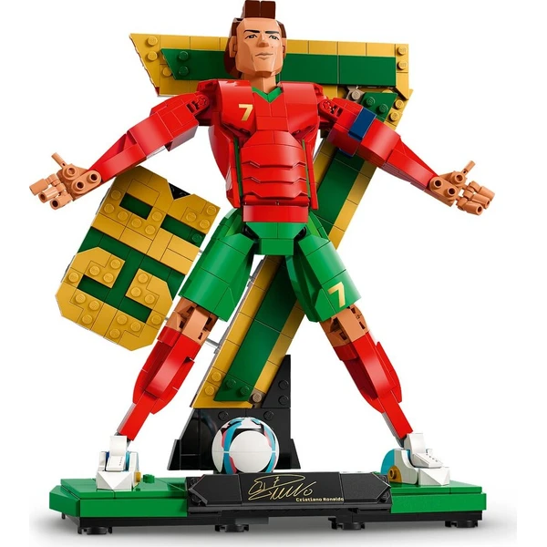 LEGO Editions 43016 Cristiano Ronaldo – Fotbalová legenda - LEGO - Obrázek d_45bb2aa366c840a083d7e861f003c533