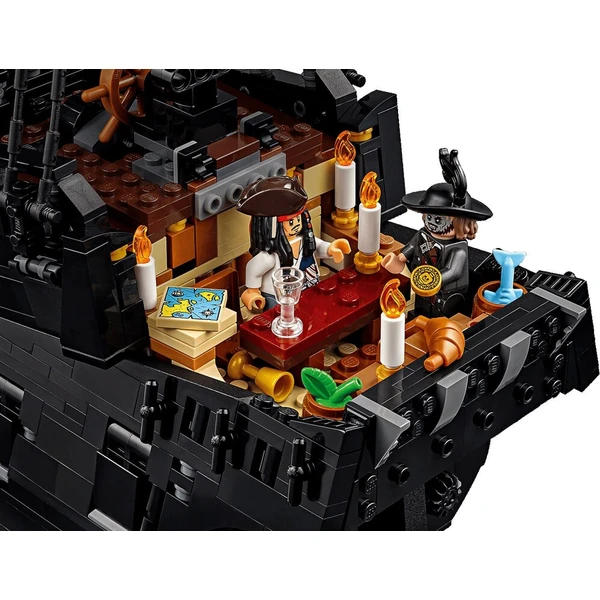 LEGO Icons 10365 Pirátská loď kapitána Jacka Sparrowa - LEGO - Obrázek d_50cf927bb9334d9eb33675cd28242800