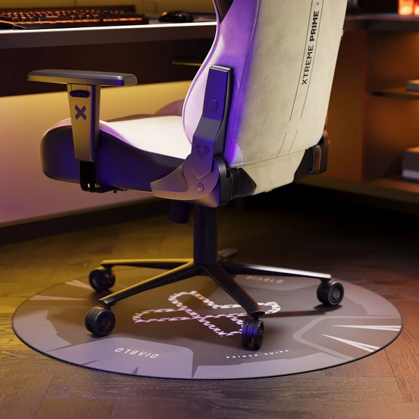 Diablo Chairs podložka pod židli černo-bílá - Podložky pod židle - Obrázek d_532be35659cc4d8f97aebf130a0f343b